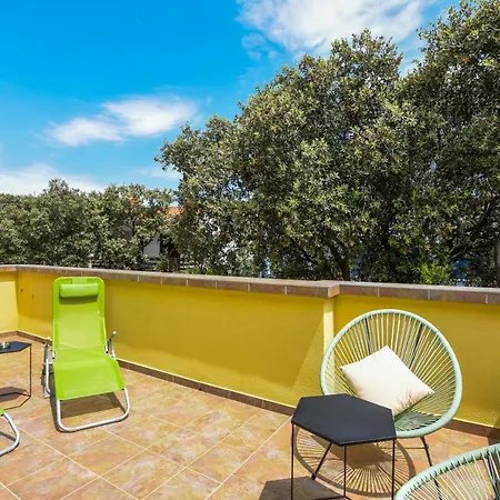 Apartmani Plazibat Mandre Exteriör bild