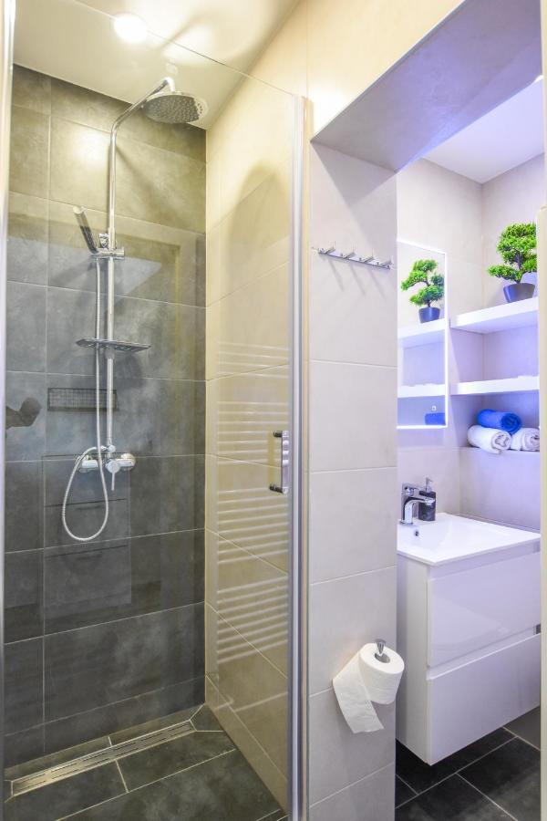 Apartament Plazibat