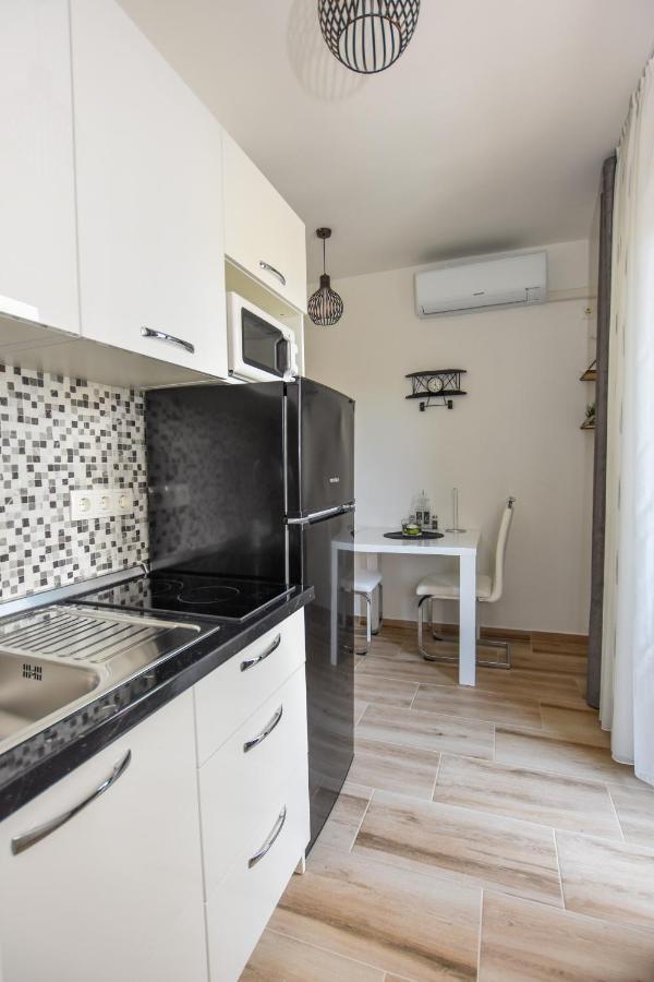 Plazibat Apartament *